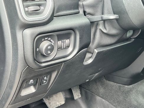 Used 2020 RAM 1500 Laramie AWD/4WD image 29