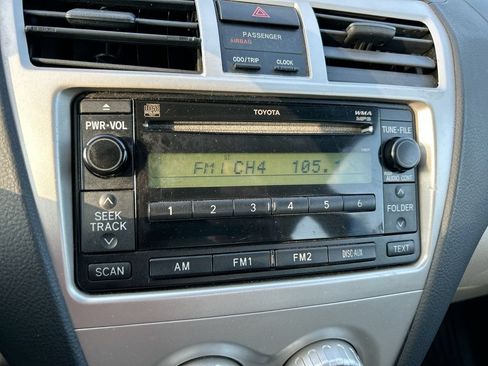 Used 2007 Toyota Yaris Sedan FWD image 18