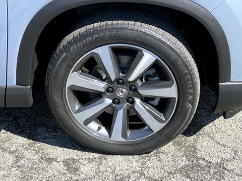 Certified 2023 Honda Pilot Touring image 6