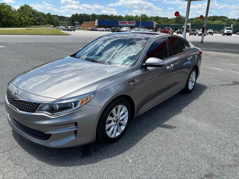 Used 2016 Kia Optima EX w/ Premium Package FWD image 8