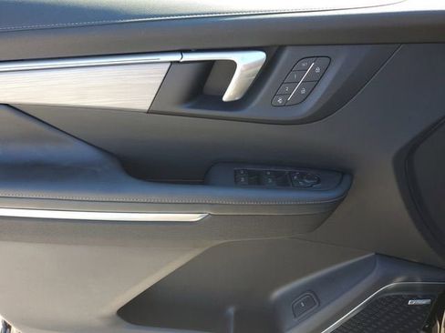 New 2026 Buick Enclave Preferred w/ Power Package FWD image 17