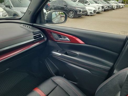 Used 2024 Chevrolet Traverse RS w/ LPO, Floor Liner Package FWD image 17