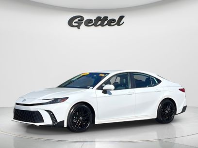 Used 2025 Toyota Camry SE