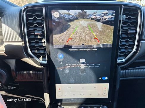 New 2025 Ford Ranger XLT w/ Equipment Group 301A High image 19