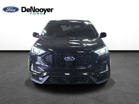 Used 2024 Ford Edge ST-Line AWD/4WD image 3