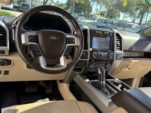 Used 2018 Ford F150 Lariat image 36