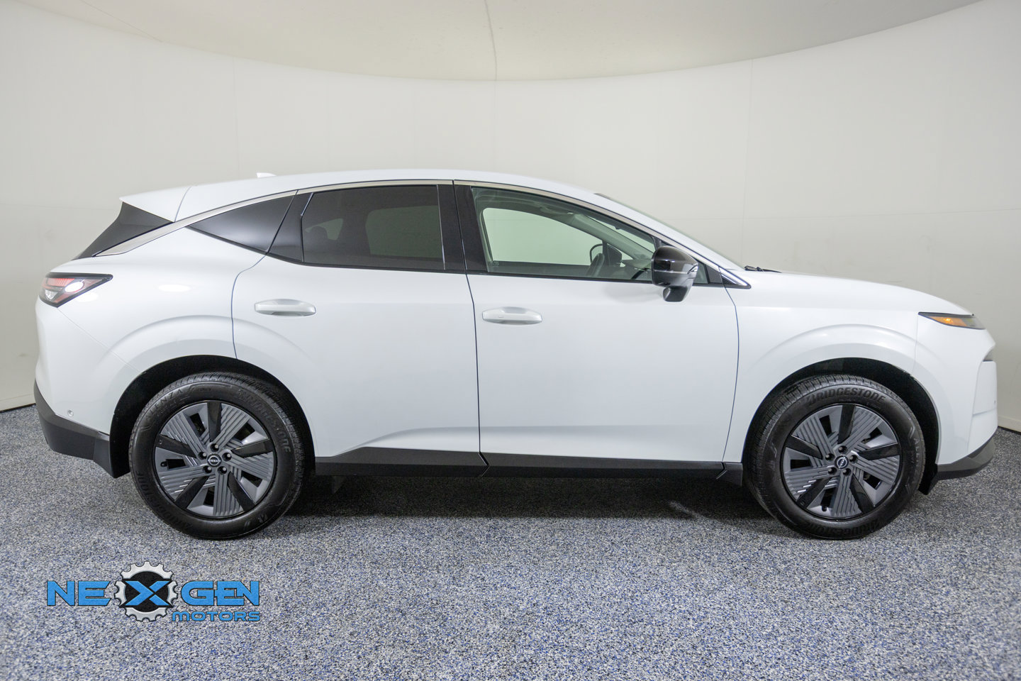 Used 2025 Nissan Murano SL AWD/4WD image 9