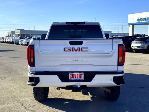 Used 2022 GMC Sierra 2500 Denali w/ Technology Package image 8