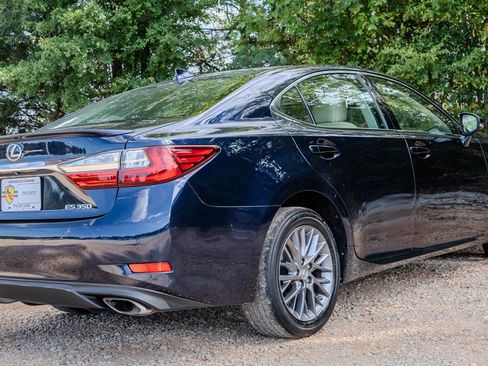 Used 2018 Lexus ES 350 w/ Premier Package FWD image 5