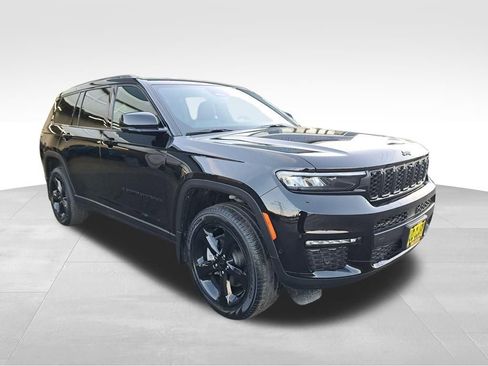 New 2025 Jeep Grand Cherokee L Limited w/ Luxury Tech Group II AWD/4WD image 8