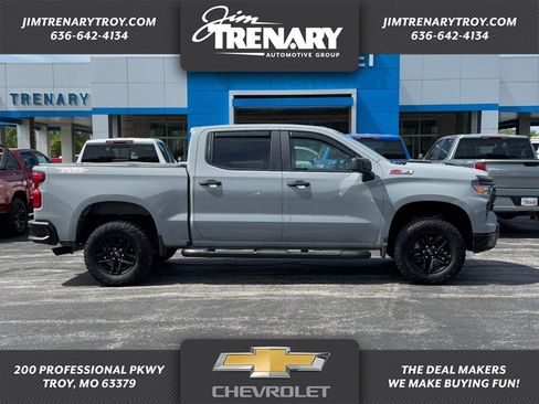 Used 2025 Chevrolet Silverado 1500 Custom Trail Boss AWD/4WD image 1