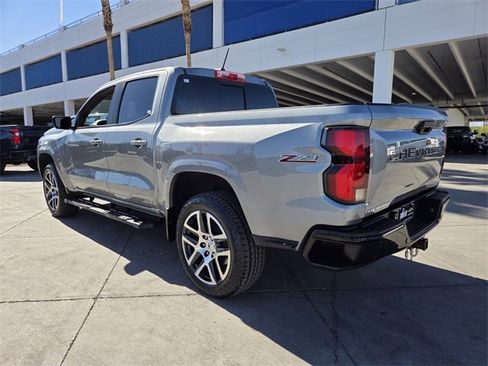 Used 2023 Chevrolet Colorado Z71 w/ Z71 Convenience Package 2 image 4
