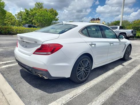 Used 2019 Genesis G70 2.0T Advanced RWD image 2