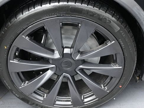 Used 2022 Tesla Model X Plaid image 36