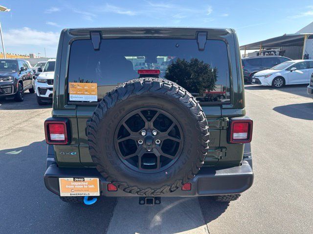 Certified 2024 Jeep Wrangler Unlimited AWD/4WD image 4