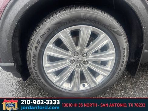 Certified 2022 Ford Explorer King Ranch w/ Class IV Trailer Tow Package RWD image 4