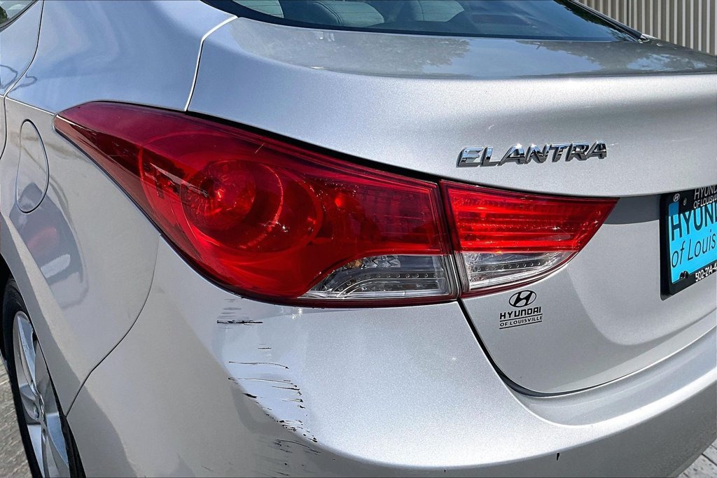 Used 2013 Hyundai Elantra GLS w/ Preferred Pkg FWD image 30