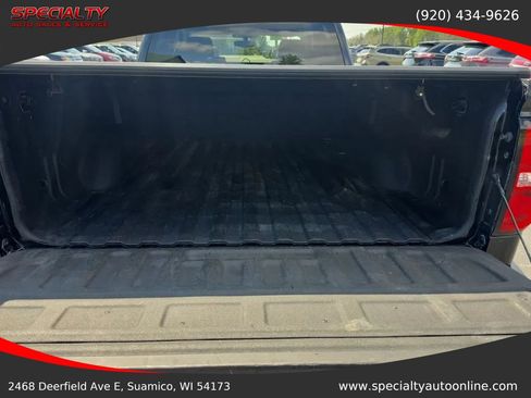 Used 2018 Chevrolet Silverado 1500 Custom w/ Custom Convenience Package AWD/4WD image 28