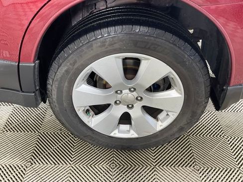 Used 2011 Subaru Outback 2.5i Premium image 21