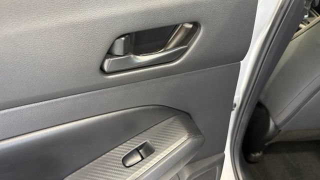 Used 2025 Nissan Altima 2.5 SV FWD image 18