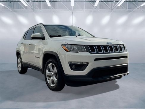 Used 2018 Jeep Compass Latitude w/ Popular Equipment Group image 14