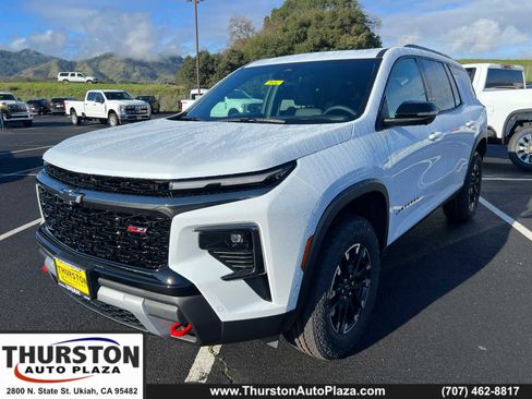 New 2026 Chevrolet Traverse Z71 w/ Enhanced Driving Package image 1