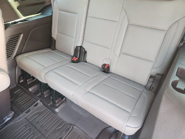 Used 2022 GMC Yukon SLT w/ SLT Premium Package RWD image 31