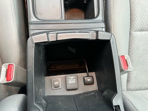 Used 2016 Honda CR-V LX image 23