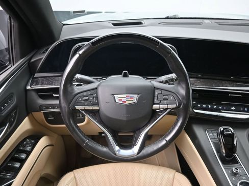 Used 2023 Cadillac Escalade ESV Premium Luxury image 24