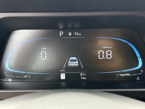 New 2025 Hyundai Elantra Sport image 18