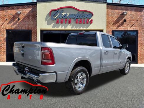 Used 2019 RAM 1500 Laramie RWD image 4
