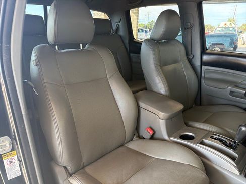Used 2010 Toyota Tacoma PreRunner RWD image 26