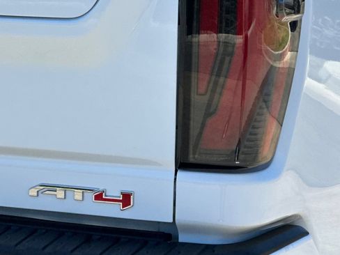 Certified 2025 GMC Sierra 2500 AT4 AWD/4WD image 28