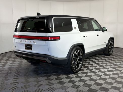 Used 2025 Rivian R1S Adventure AWD/4WD image 9