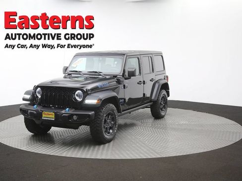 Used 2023 Jeep Wrangler Unlimited w/ Convenience Group AWD/4WD image 55
