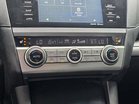 Used 2017 Subaru Legacy 2.5i Limited AWD/4WD image 18