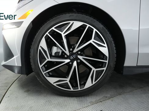 Used 2023 Hyundai Ioniq 6 SEL RWD image 19