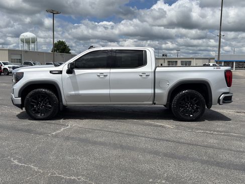 Certified 2022 GMC Sierra 1500 Elevation w/ Elevation Premium Package AWD/4WD image 10