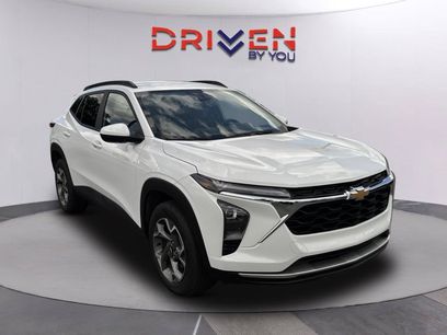 Used 2025 Chevrolet Trax LT w/ LT Convenience Package