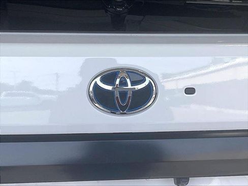 Certified 2024 Toyota Sequoia SR5 w/ SR5 Premium Package AWD/4WD image 23