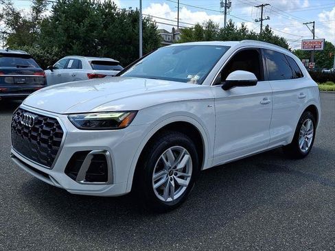 Certified 2023 Audi Q5 2.0T Premium w/ Convenience Package AWD/4WD image 6