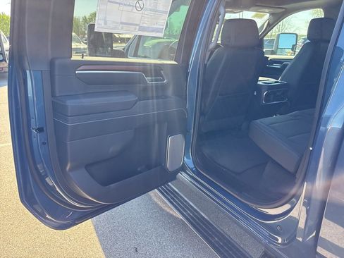 New 2026 GMC Sierra 2500 Denali w/ Denali Reserve Package AWD/4WD image 11