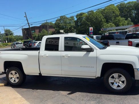 Used 2018 Chevrolet Silverado 1500 LT AWD/4WD image 5
