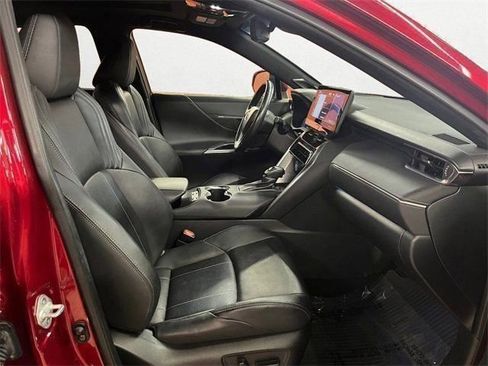 Used 2021 Toyota Venza Limited w/ Advanced Technology Package image 25