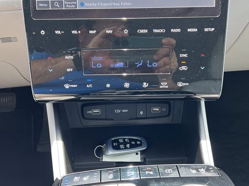 Used 2022 Hyundai Tucson Limited AWD/4WD image 16