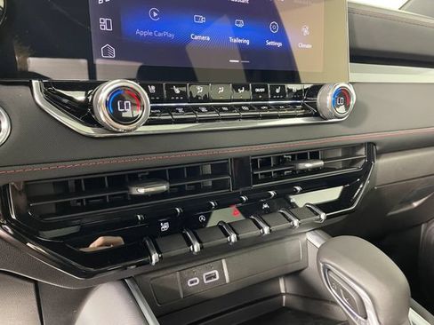New 2026 Chevrolet Colorado Z71 w/ Technology Package AWD/4WD image 6