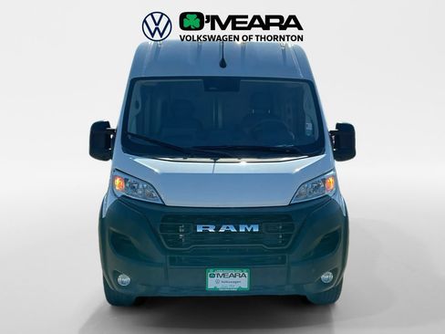 Used 2025 RAM ProMaster 2500 w/ Convenience Group FWD image 8