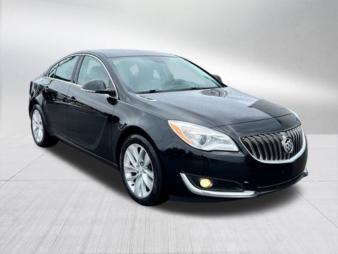 Used 2015 Buick Regal image 3