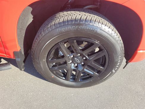 Used 2023 Chevrolet Silverado 1500 RST w/ Protection Package image 6