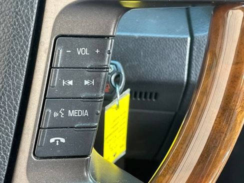 Used 2012 Lincoln Navigator 4WD image 30